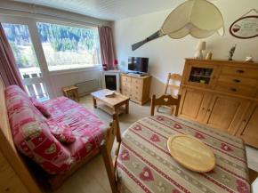 Charmant 2 pièces avec balcon - Multi Pass 3€/jour/personne - FR-1-692-36